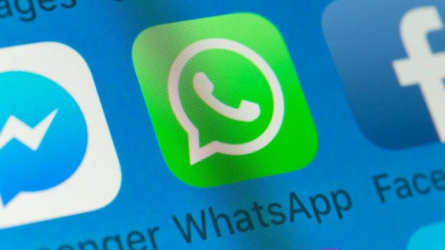 WhatsApp Allows Sharing Status Photos and Videos on Instagram
